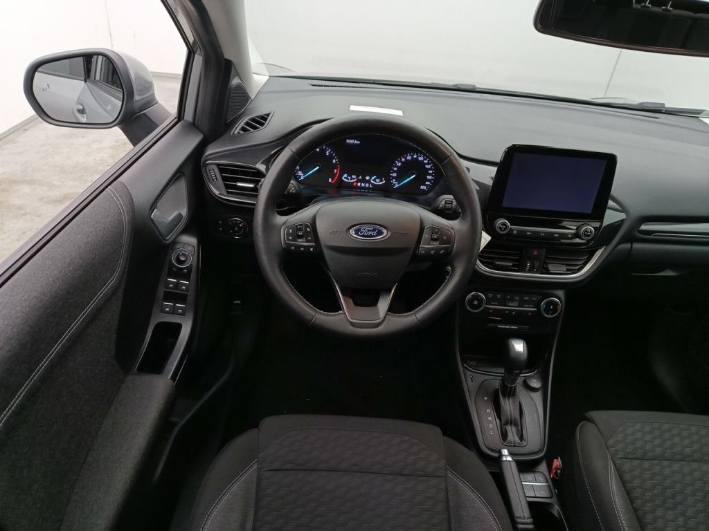 Photo 10