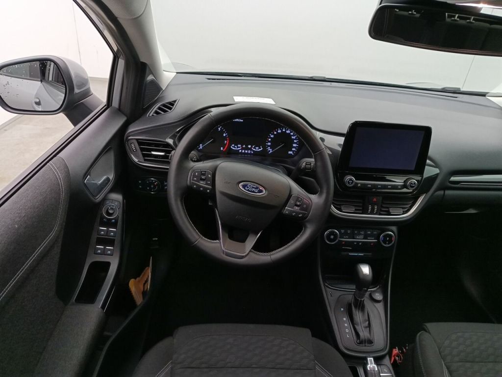 Photo 10
