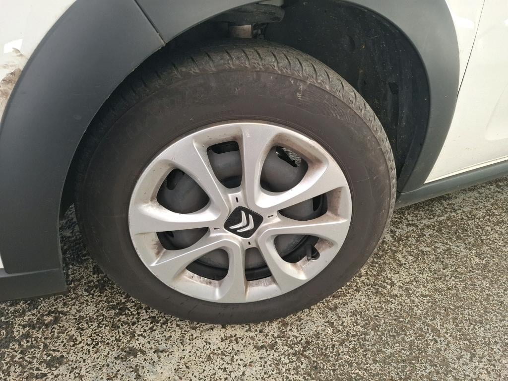 Photo 19