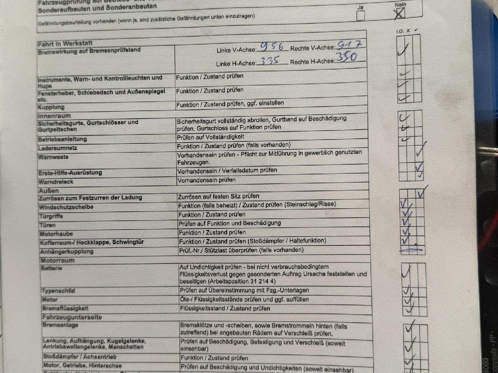 Photo 100