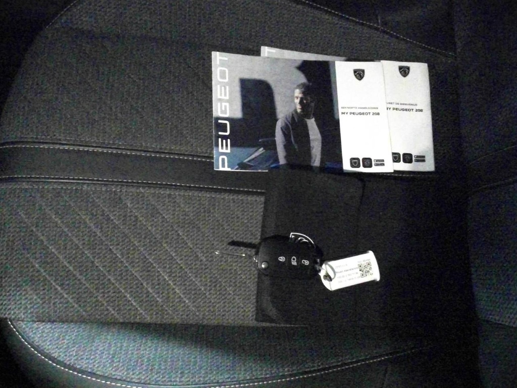 Photo 12