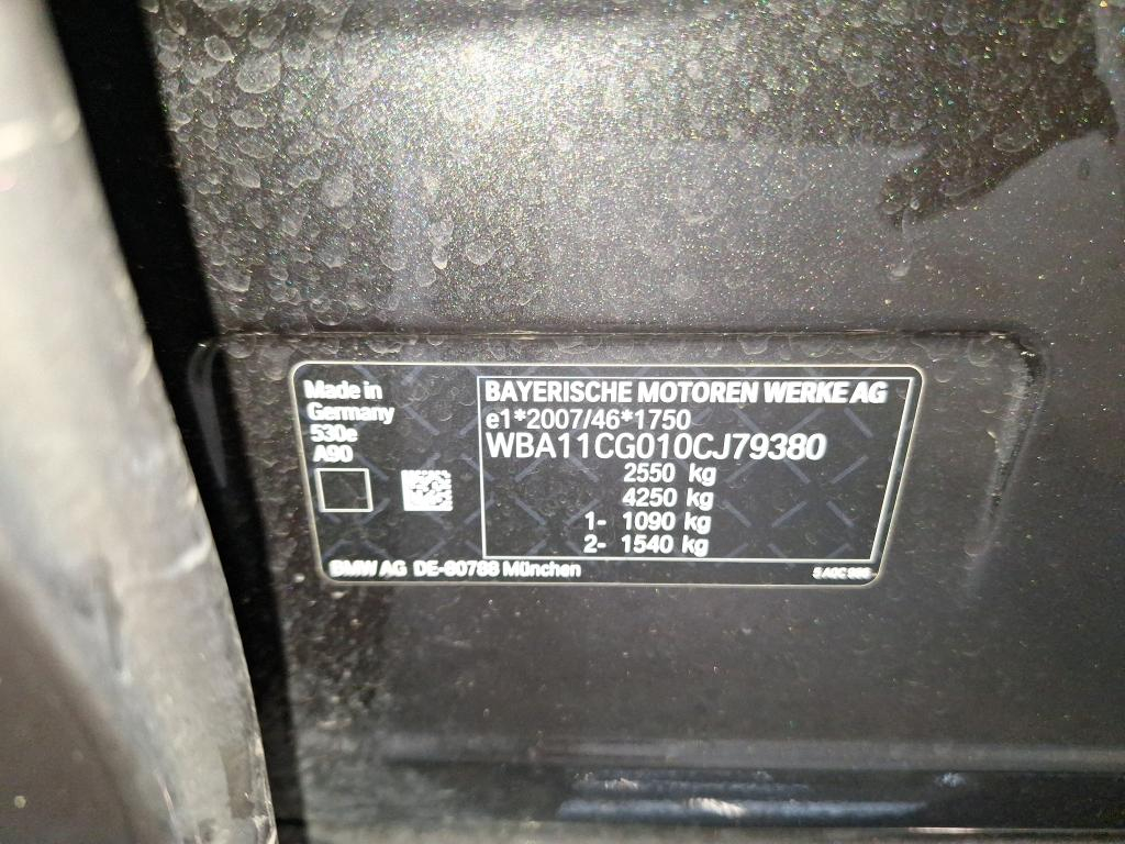 Photo 12