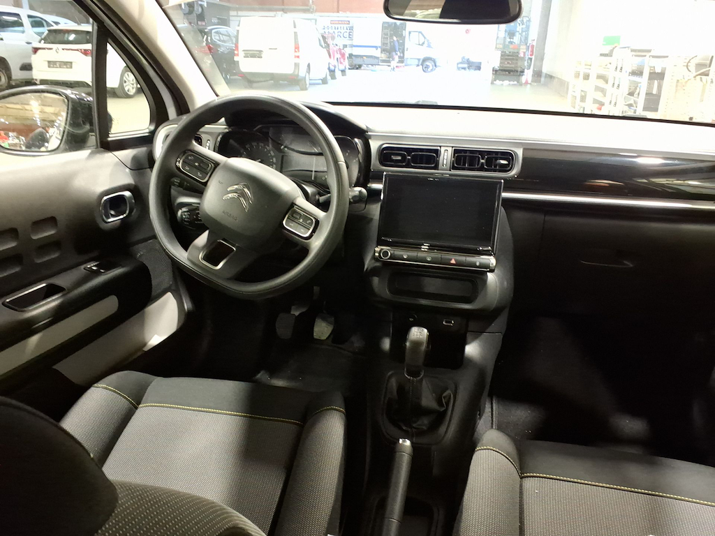 Photo 6