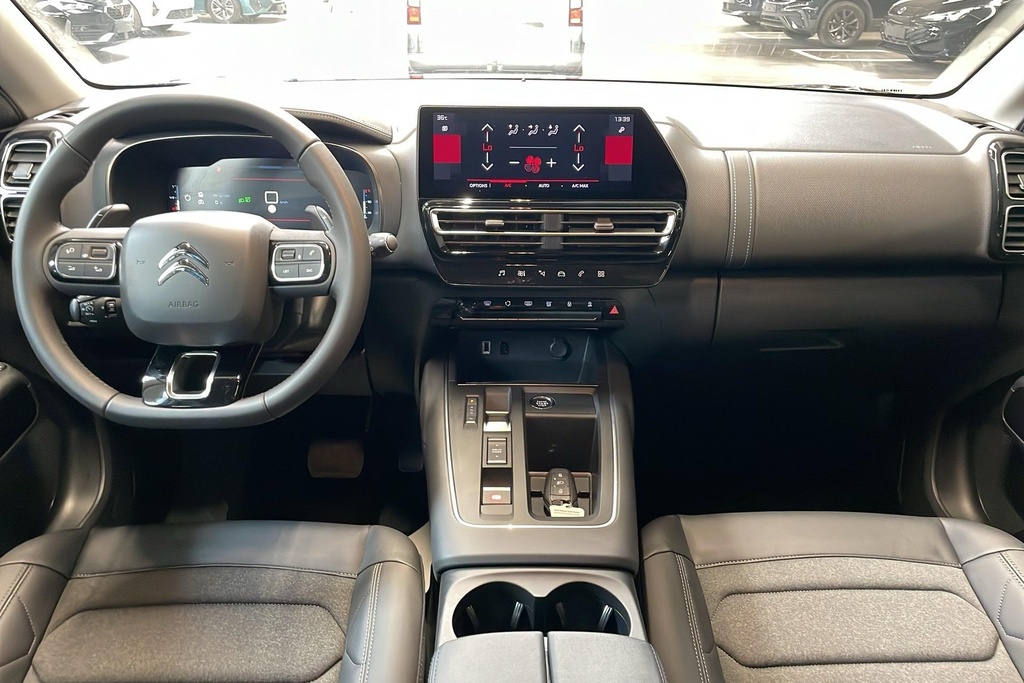 Photo 13