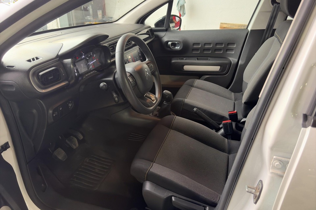 Photo 15
