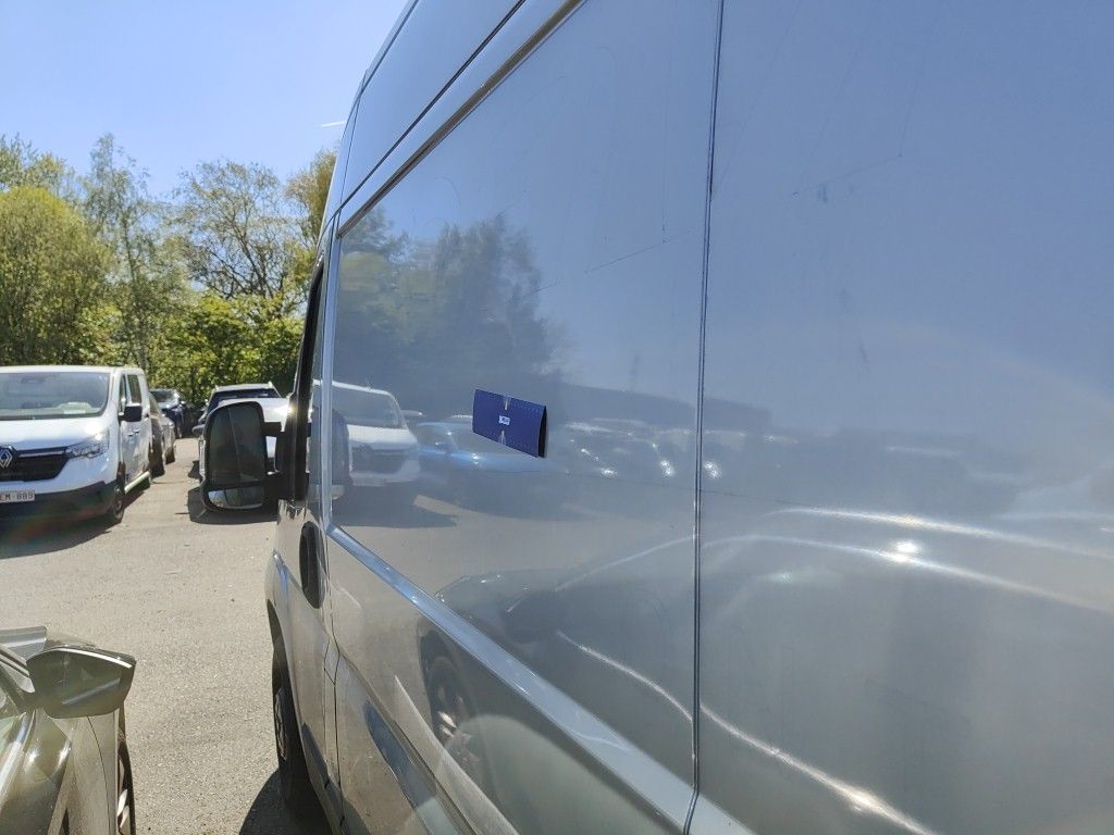 Photo 47