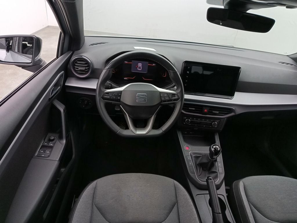 Photo 6