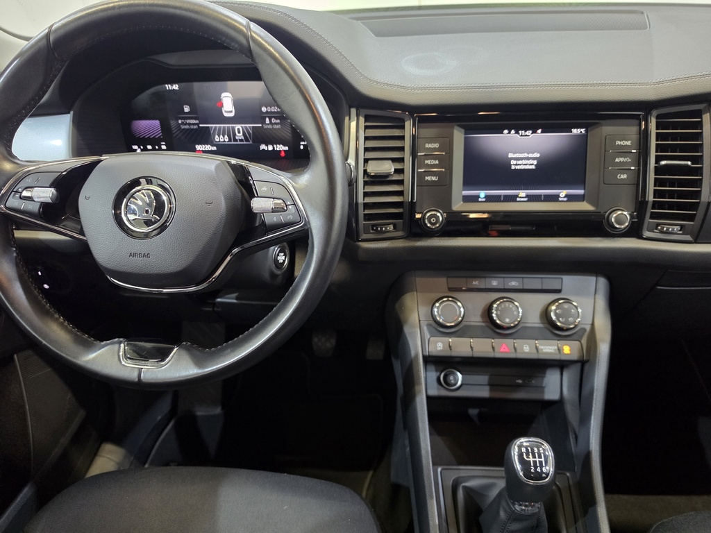Photo 8
