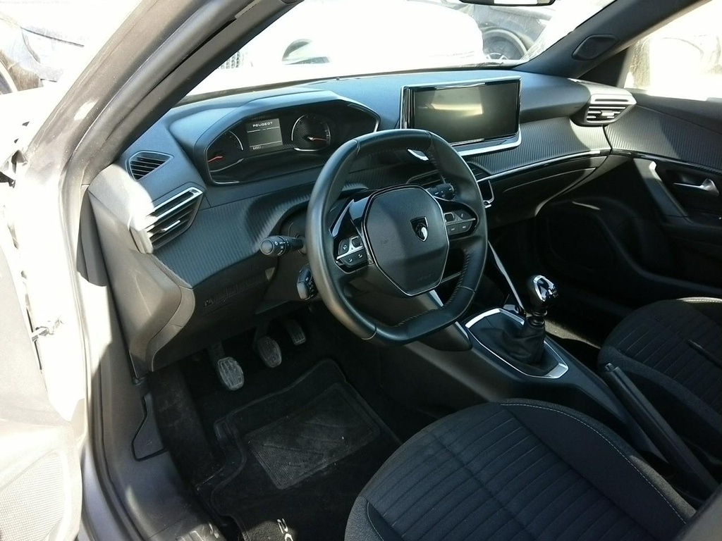 Photo 3