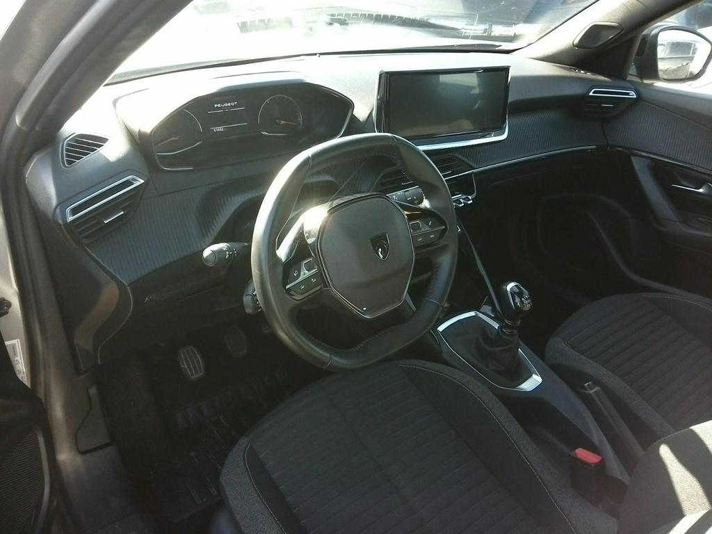 Photo 3