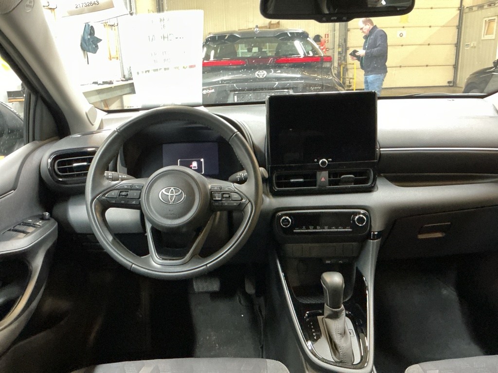Photo 6