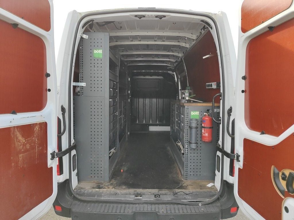 Photo 12