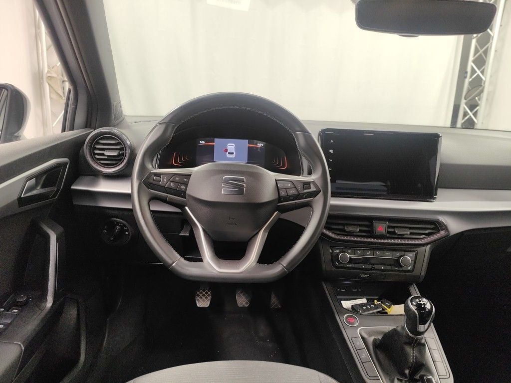 Photo 10