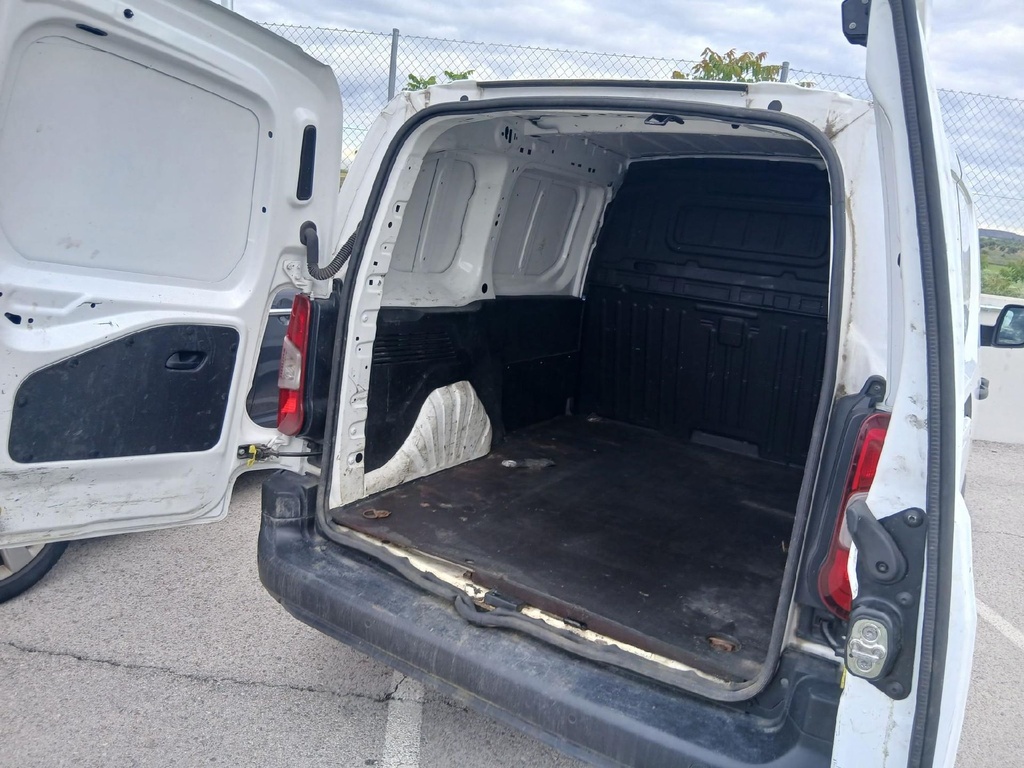Photo 19