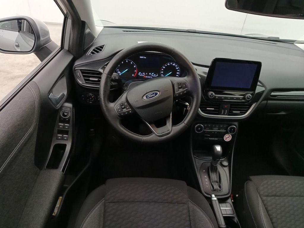 Photo 10