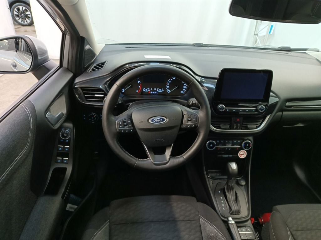Photo 10