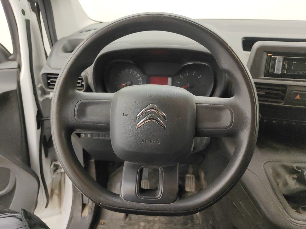 Photo 18
