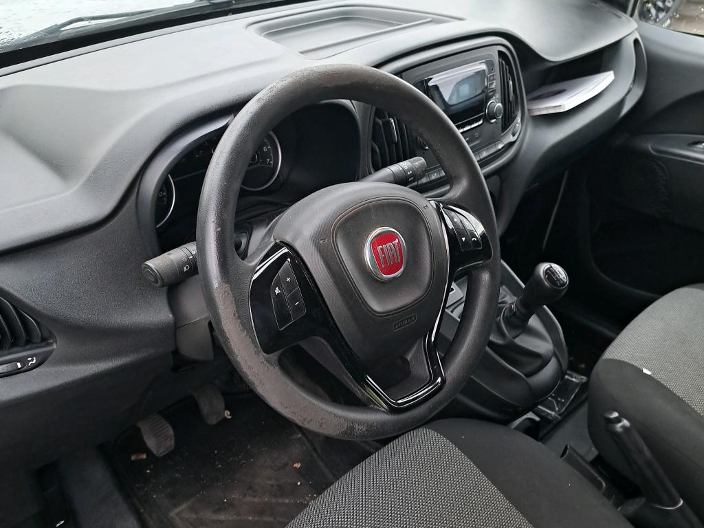 Photo 43