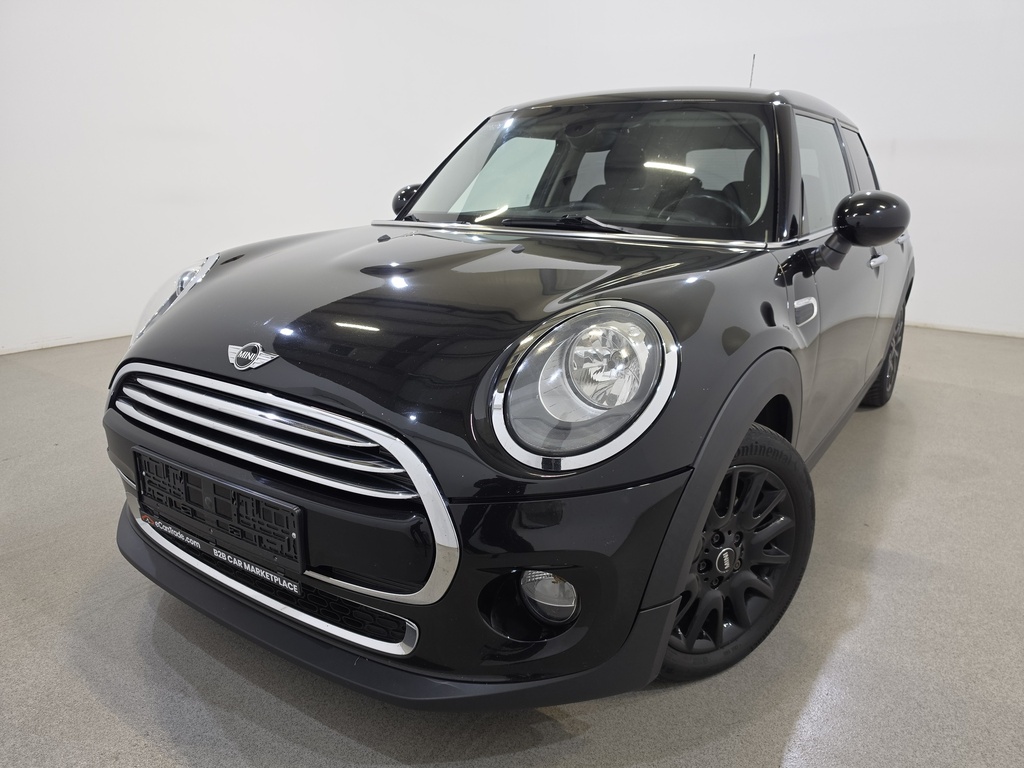 MINI Cooper D 1496 cc Manual (2016)