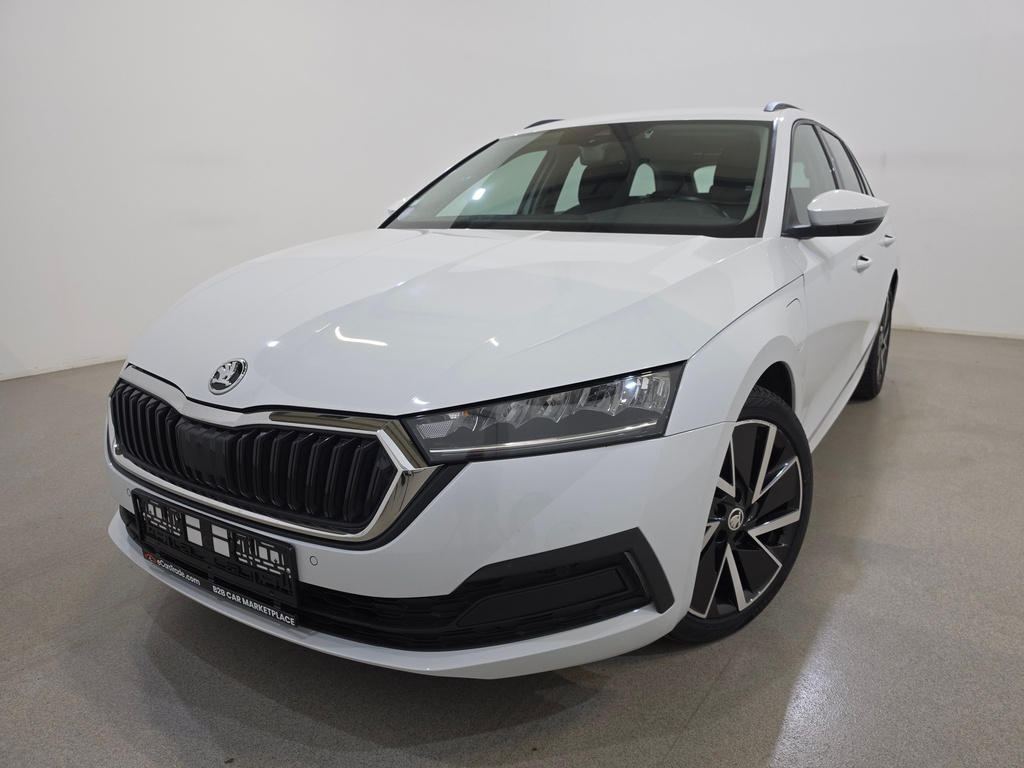 SKODA Octavia 1395 cc Automatic (2021)