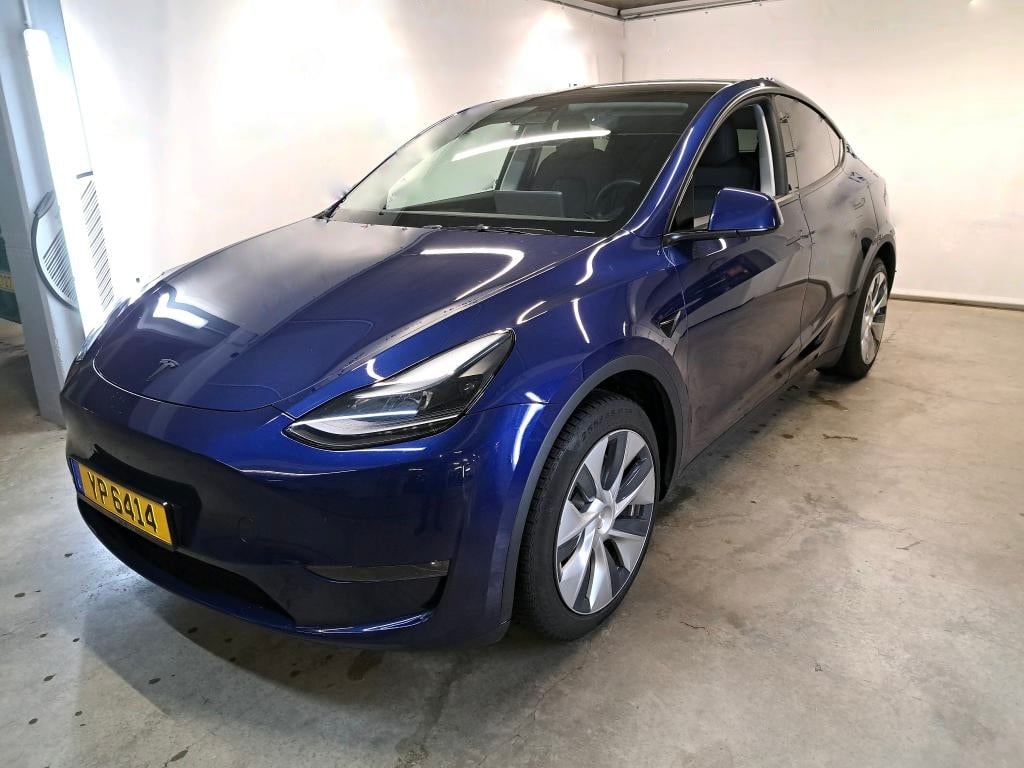 TESLA Model Y Automatic (2023)