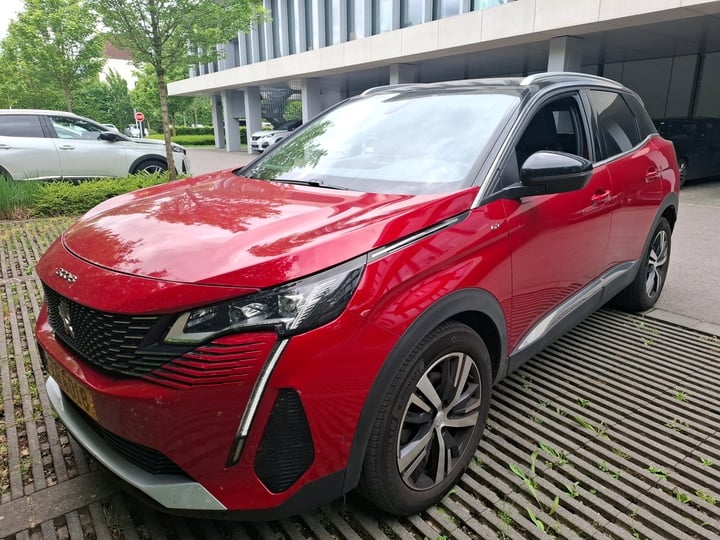 PEUGEOT 3008 1499 cc Automatic (2023)