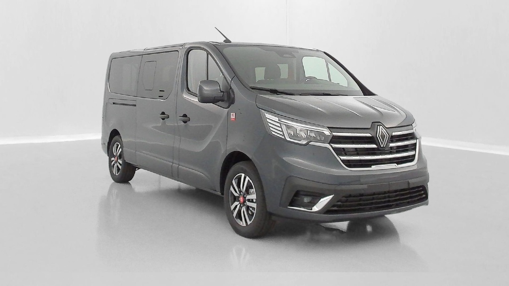 RENAULT Trafic (Year of Construction 2026, 150 PS, Diesel)