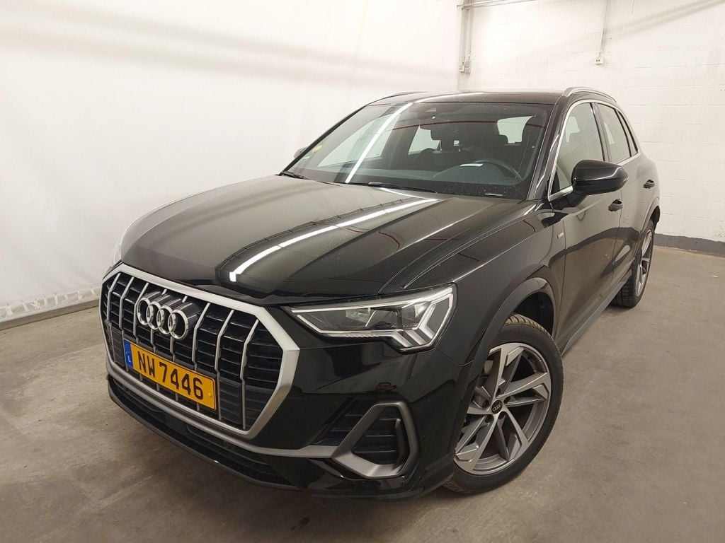 AUDI Q3 1968.0 cc Automatic (2022)