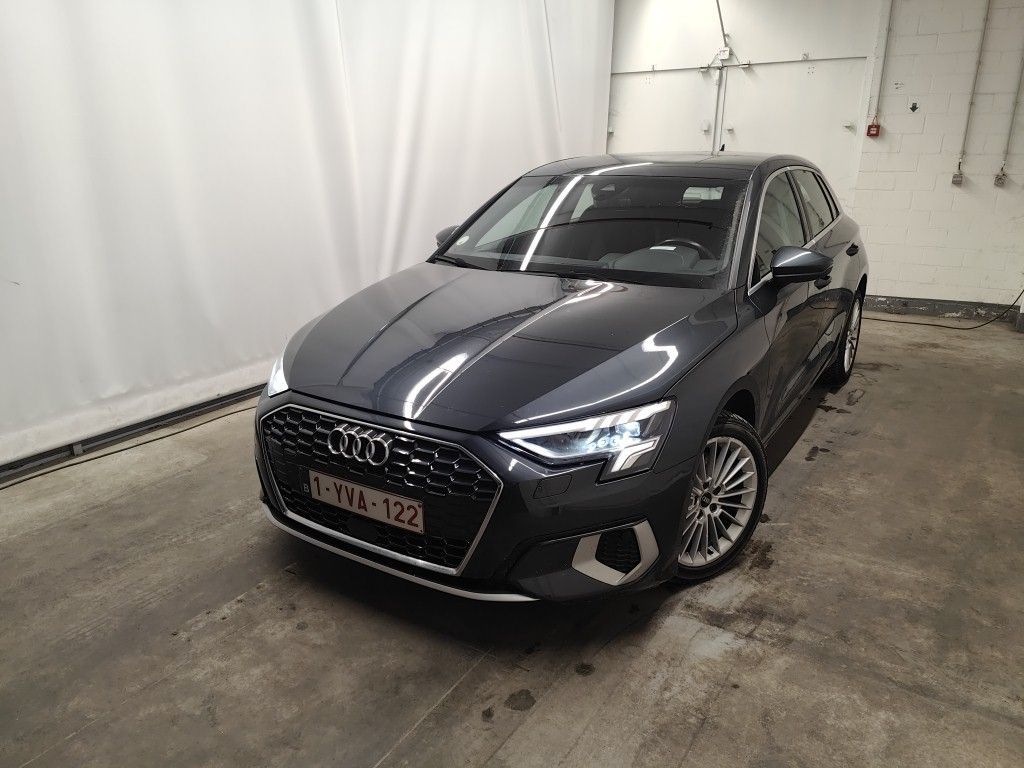 AUDI A3 1968.0 cc Manual (2020)