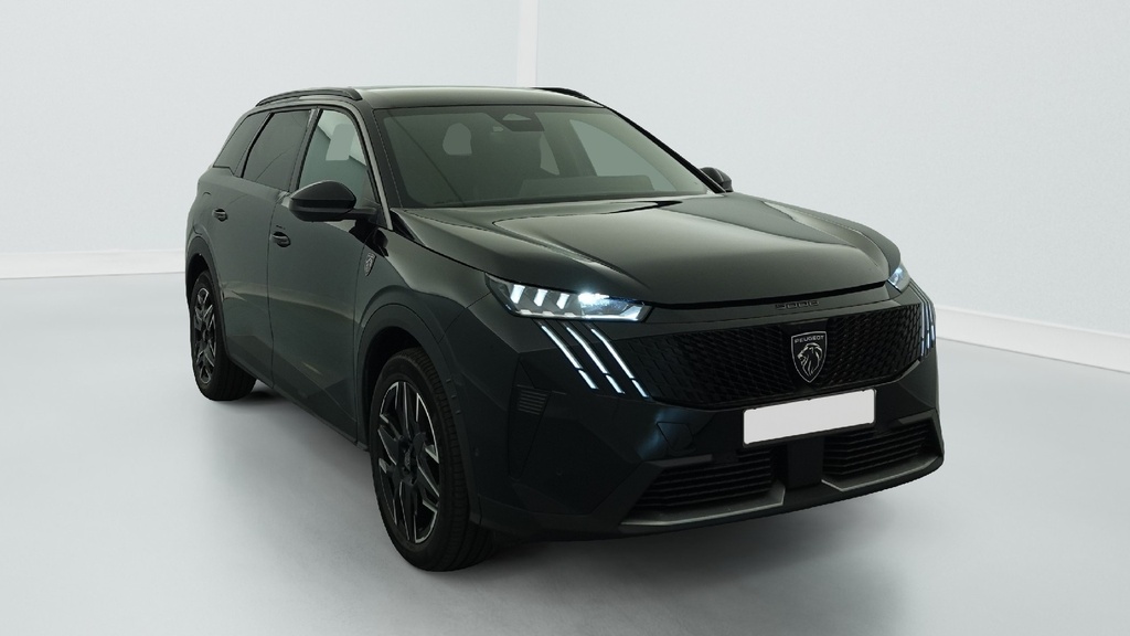 PEUGEOT 5008 (Year of Construction 2025, 136 PS, Petrol)