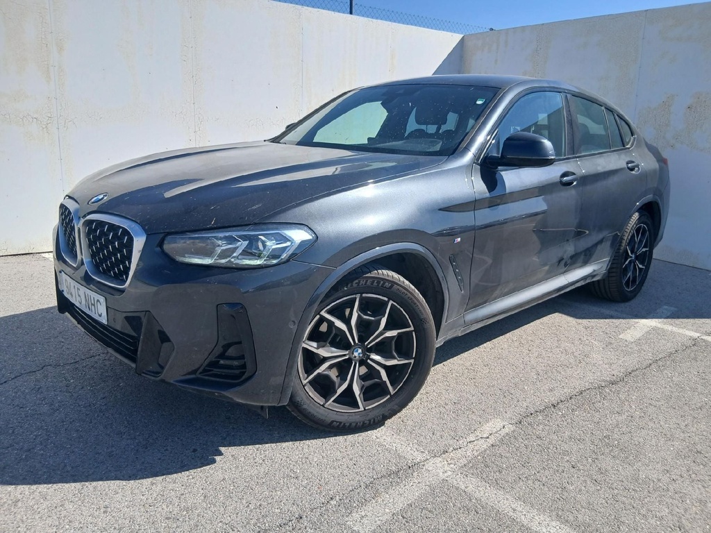 BMW X4 1995.0 cc Automatic (2025)