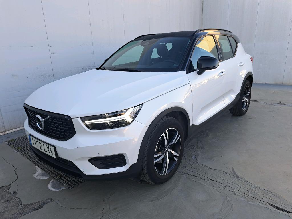 VOLVO XC40 1477.0 cc Automatic (2022)