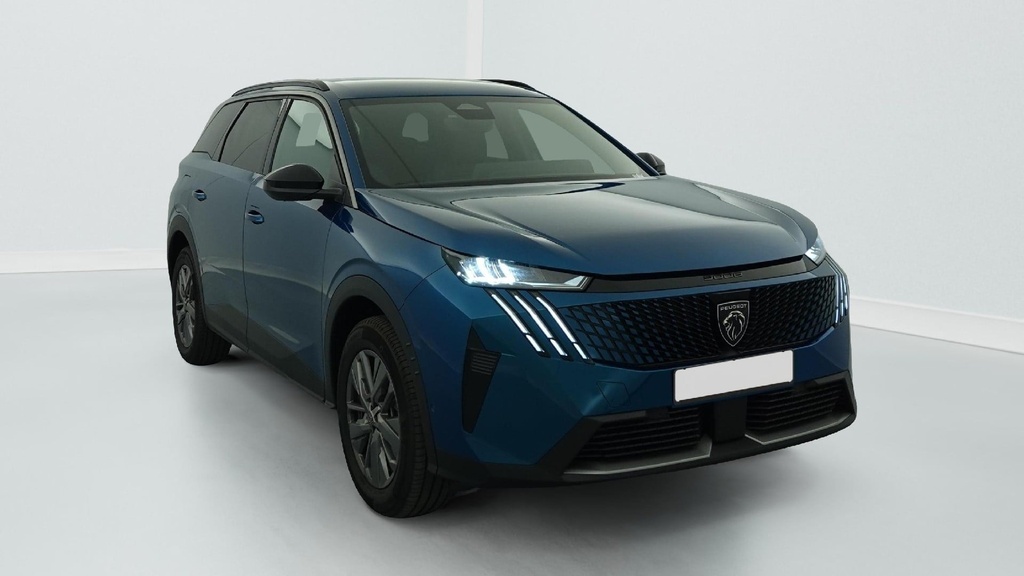 PEUGEOT 5008 (Year of Construction 2025, 136 PS, Petrol)