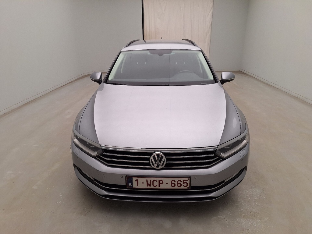 Volkswagen Passat 1598.0 cc Automatic (2019)