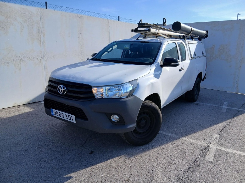 TOYOTA Hilux 2393.0 cc Manual (2017)