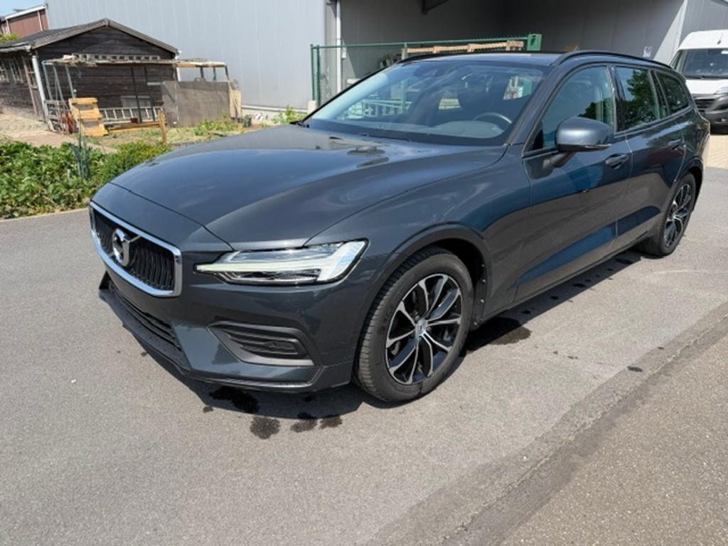 VOLVO V60 1969 cc Automatic (2019)