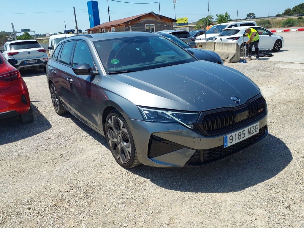 SKODA Octavia (Year of Construction 2025, 265 PS, Petrol)