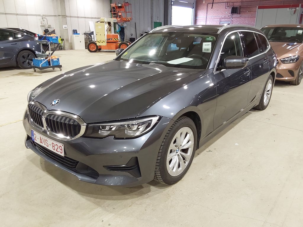 BMW 316 1995.0 cc Automatic (2021)