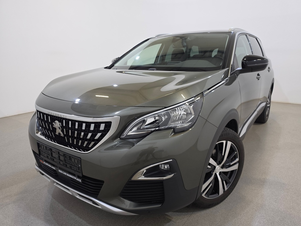 PEUGEOT 5008 1499 cc Automatic (2020)