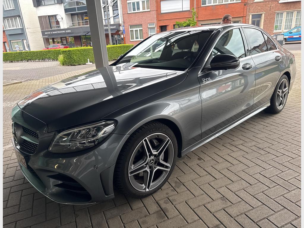 Mercedes C 200 1597 cc Manual (2019)