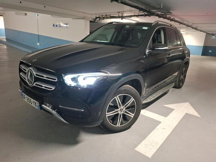 Mercedes GLE 300 1950 cc Automatic (2022)