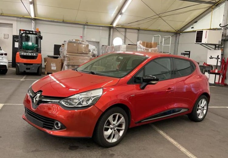 RENAULT Clio 1149 cc Manual (2016)