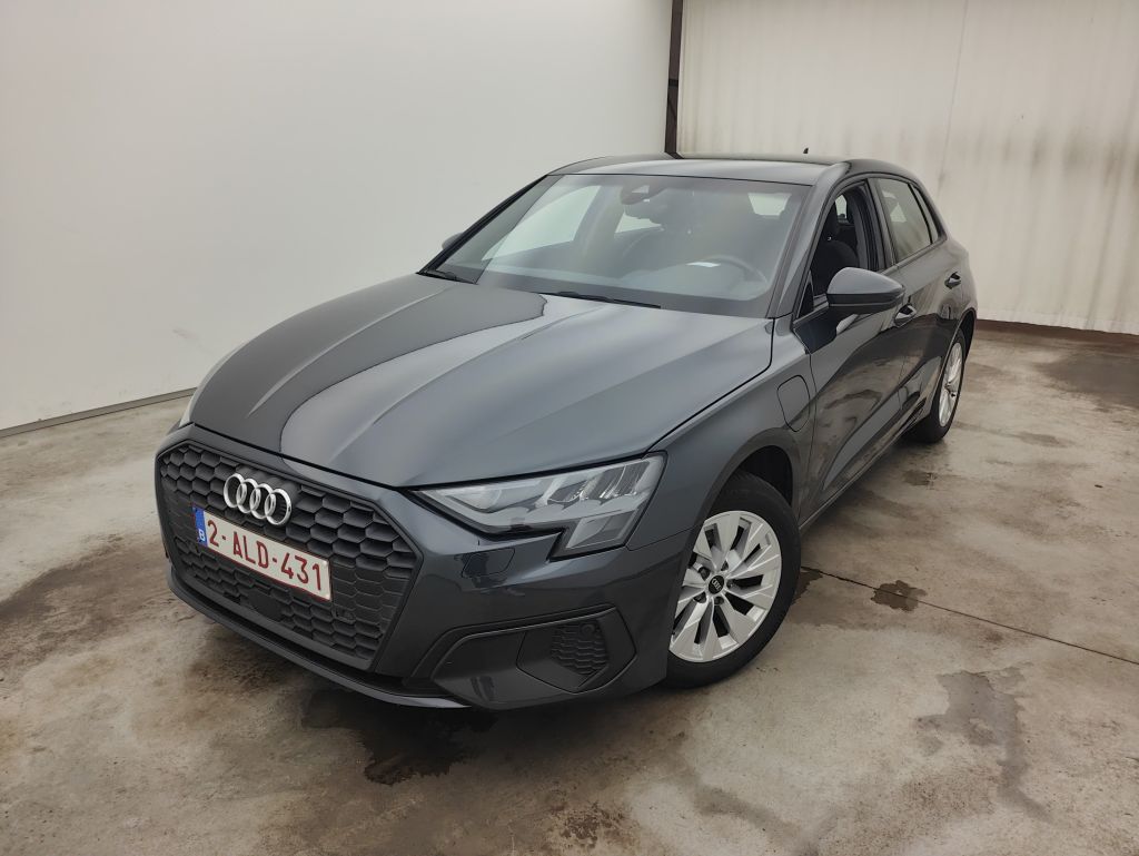 AUDI A3 1395.0 cc Automatic (2021)
