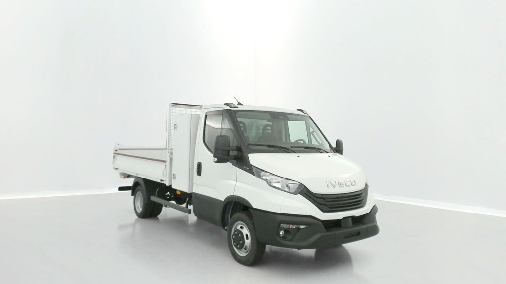 Iveco Daily (Year of Construction 2026, 161 PS, Diesel)