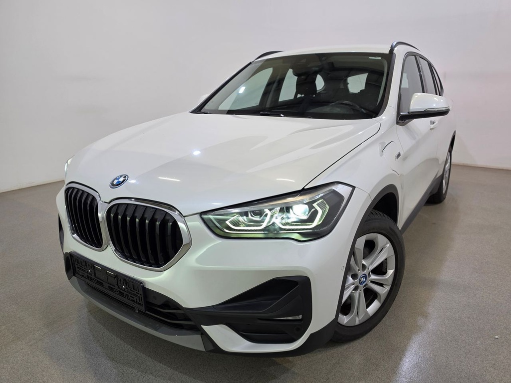 BMW X1 (Year of Construction 2022, 125 PS, Hybrid Petrol)