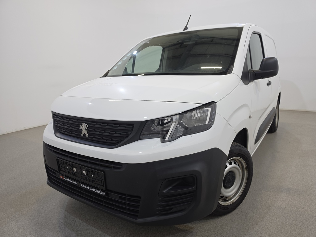 PEUGEOT Partner (Year of Construction 2021, 75 PS, Diesel)