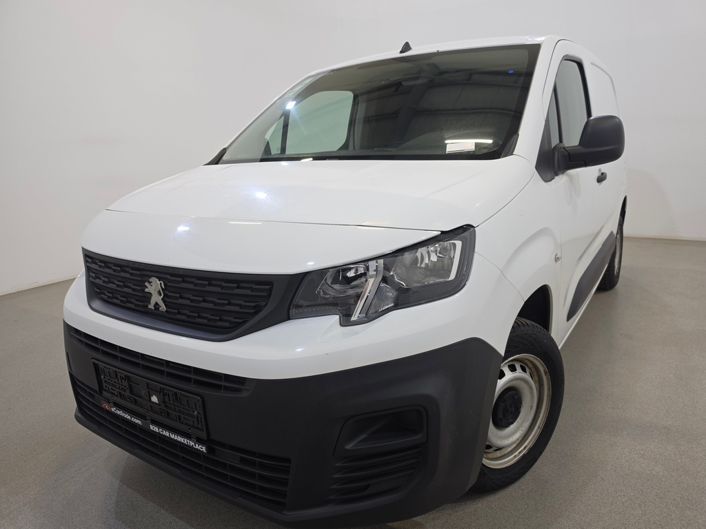 PEUGEOT Partner (Year of Construction 2021, 75 PS, Diesel)