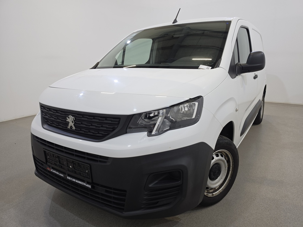 PEUGEOT Partner (Year of Construction 2021, 75 PS, Diesel)