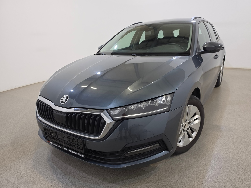 SKODA Octavia (Year of Construction 2021, 110 PS, Petrol)