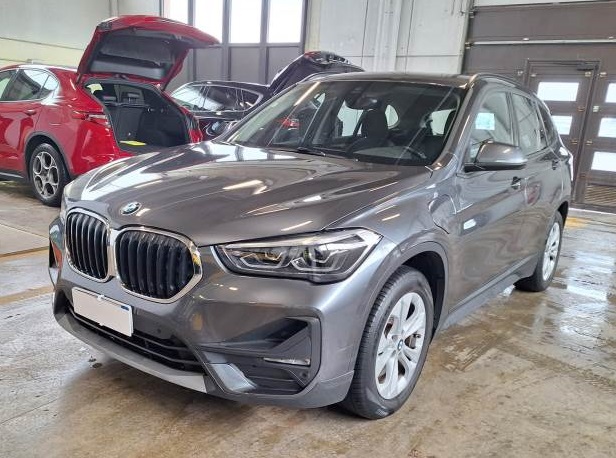 BMW X1 (Year of Construction 2021, 220 PS, Hybrid Petrol)